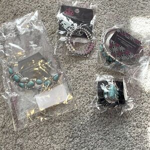 Paparazzi jewelry teal!